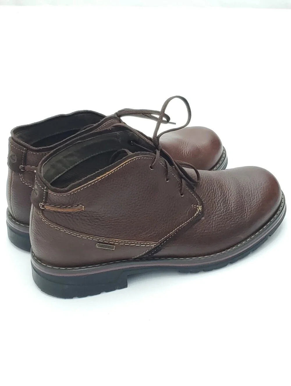 NEW Clarks Morris Peak Waterproof Brown Leather Chukka Boots Mens Size 8.5 Wide